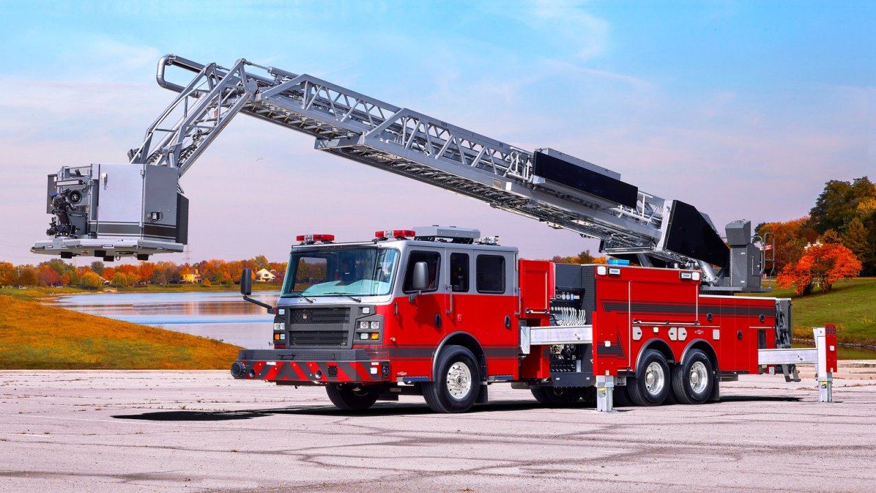 Aerial fire truck (6)