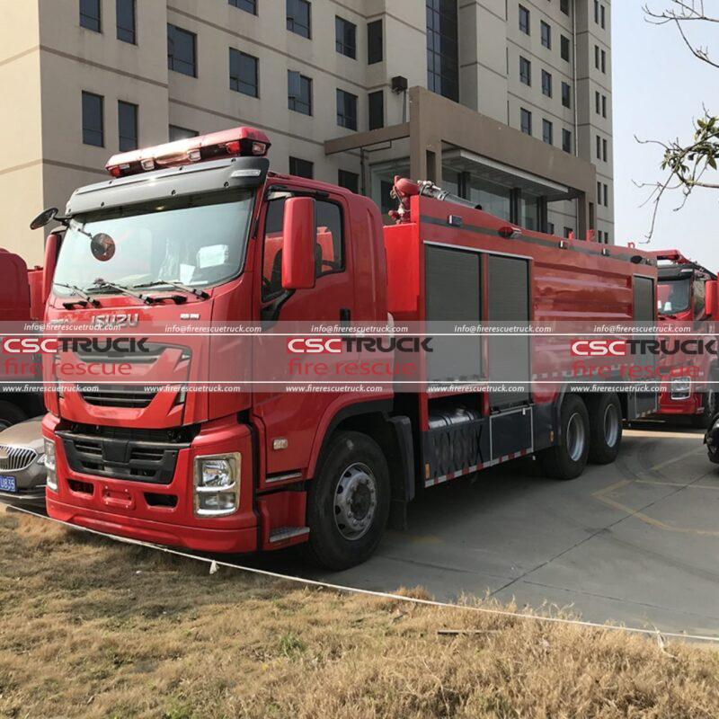 ISUZU Fire Truck (3)
