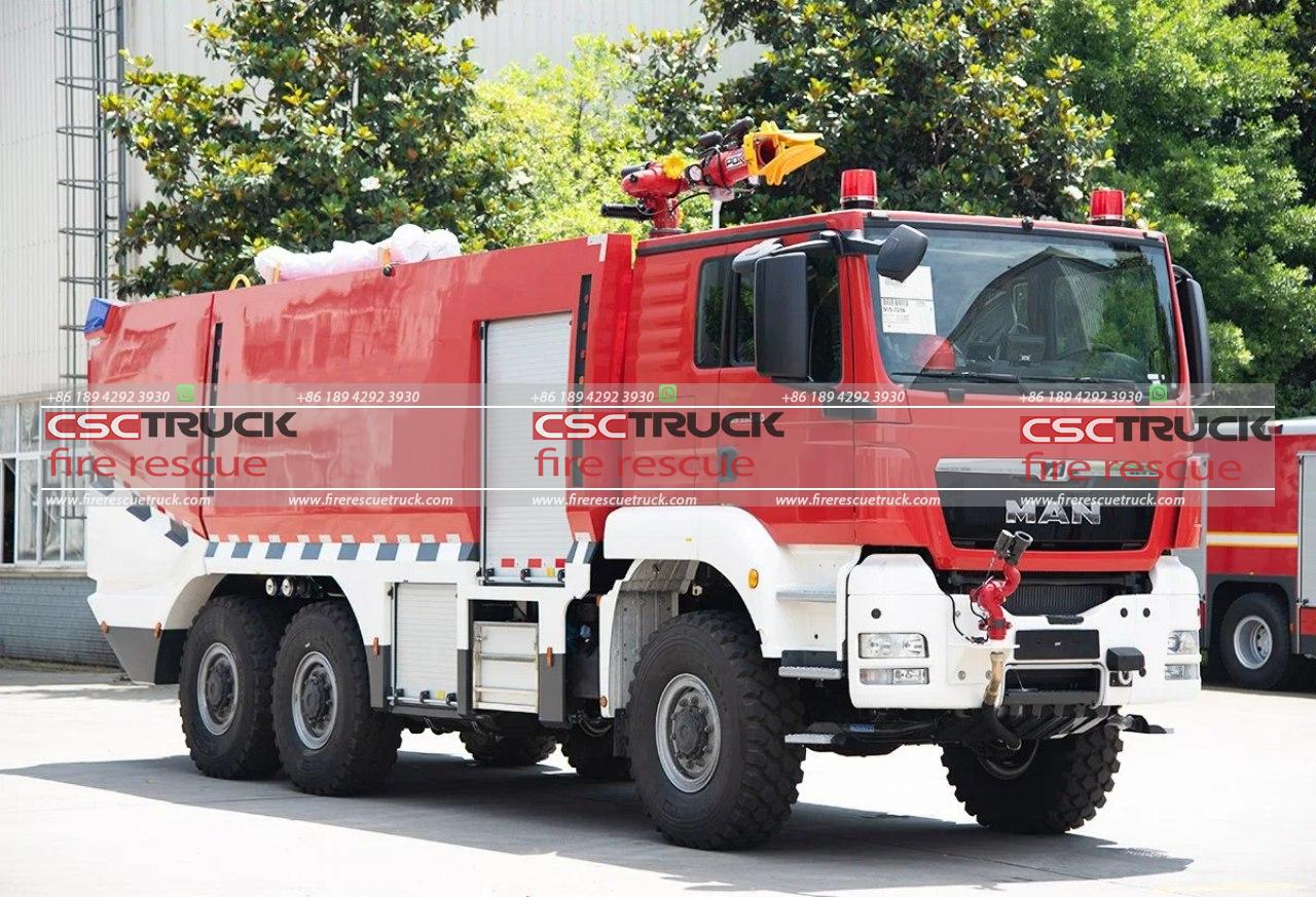 Airport Rescue Fire Fighting Truck