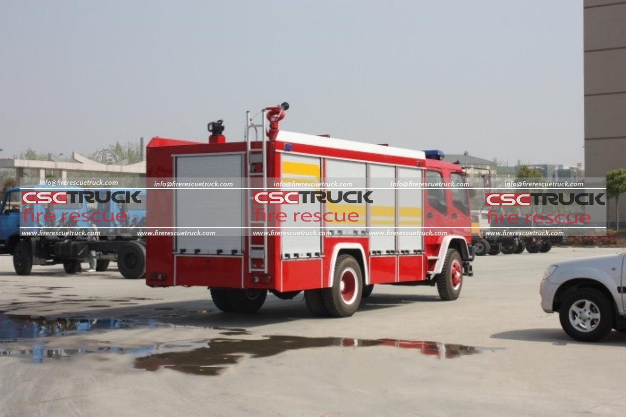 ISUZU FVR 6CBM Foam Fire Truck (4) ISUZU FVR 6CBM Foam Fire Truck (4)
