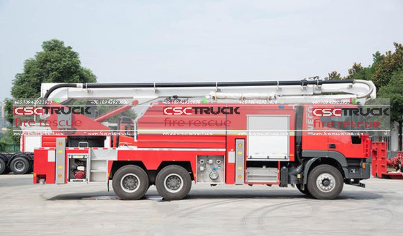 IVECO 32M Foam Tower Fire Truck (4) IVECO 32M Foam Tower Fire Truck (4)