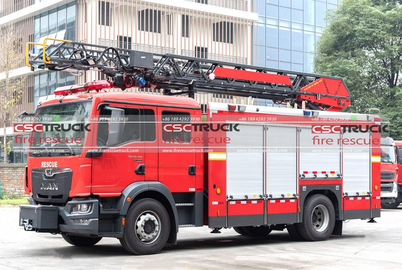 MAN 18M Aerial Ladder Fire Truck (2) MAN 18M Aerial Ladder Fire Truck (2)