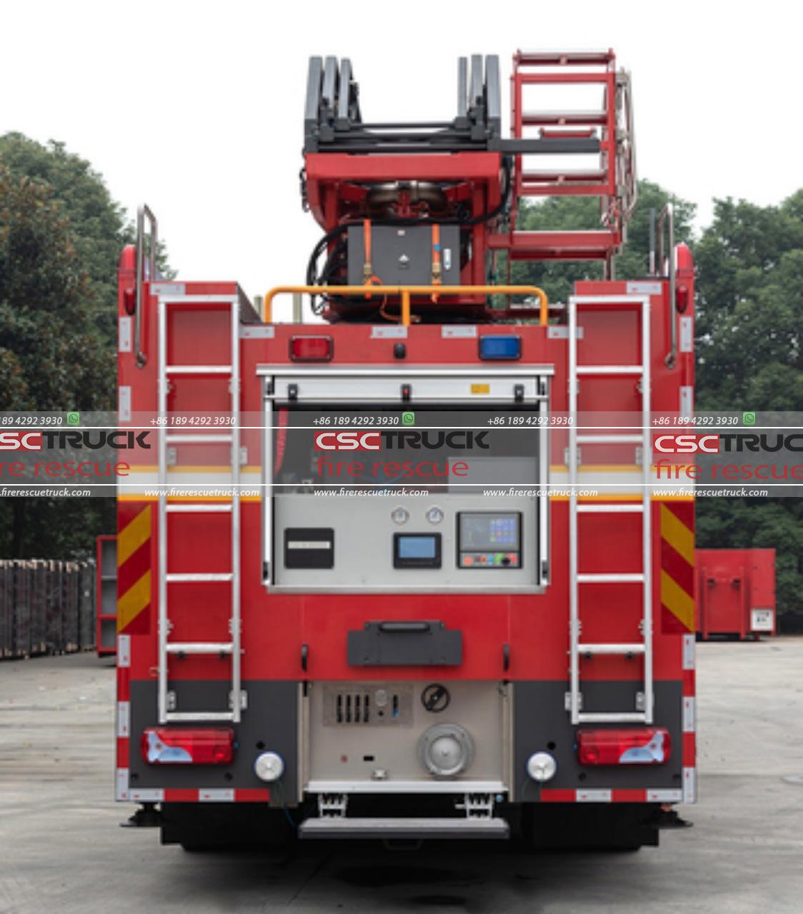 MAN 18M Aerial Ladder Fire Truck (4) MAN 18M Aerial Ladder Fire Truck (4)