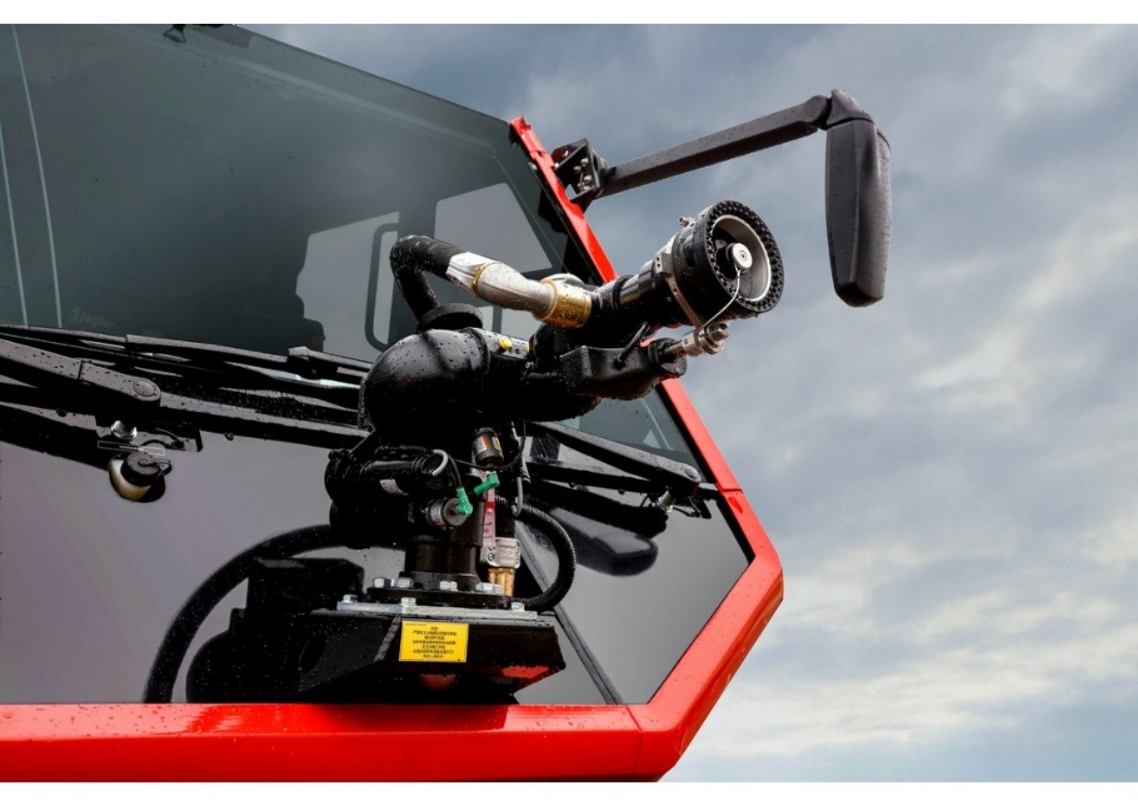 6x6 16000 Liters ARFF Fire Engine (5) 6x6 16000 Liters ARFF Fire Engine (5)