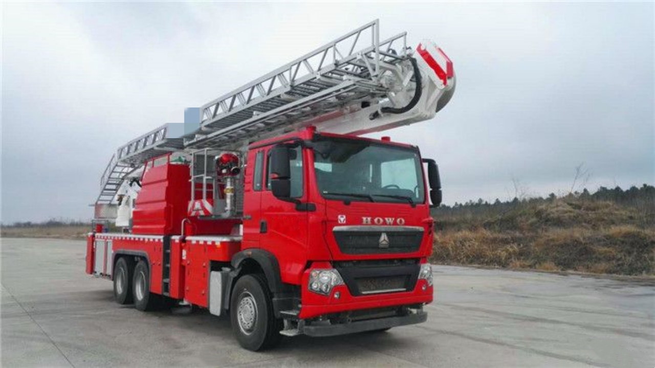 HOWO 34M Aerial Platform Fire Truck (2) HOWO 34M Aerial Platform Fire Truck (2)
