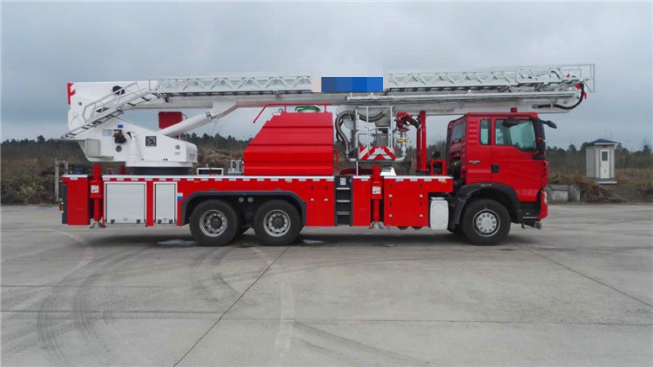 HOWO 34M Aerial Platform Fire Truck (5) HOWO 34M Aerial Platform Fire Truck (5)