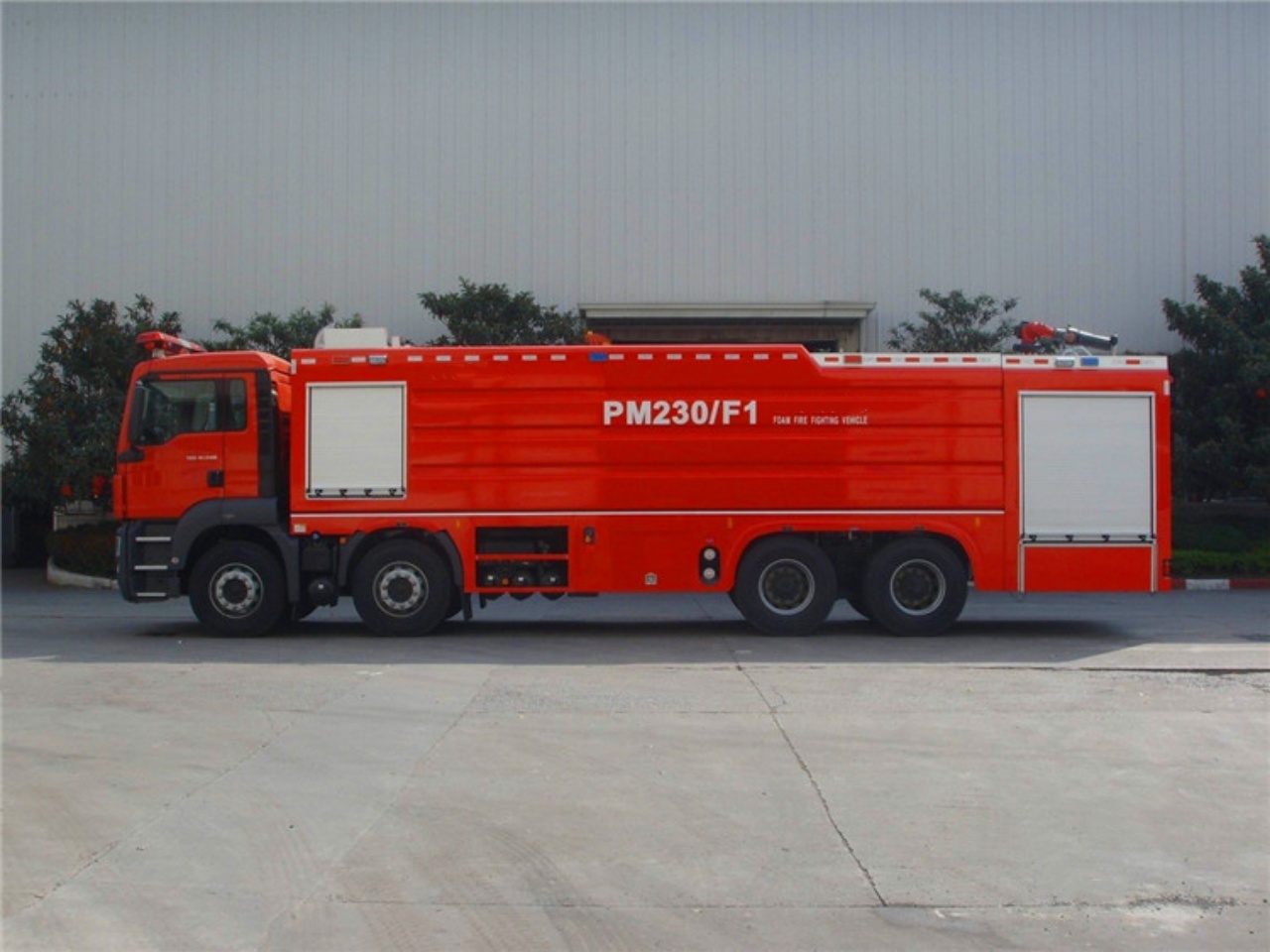 MAN 23Ton Foam Fire Engine (4) MAN 23Ton Foam Fire Engine (4)