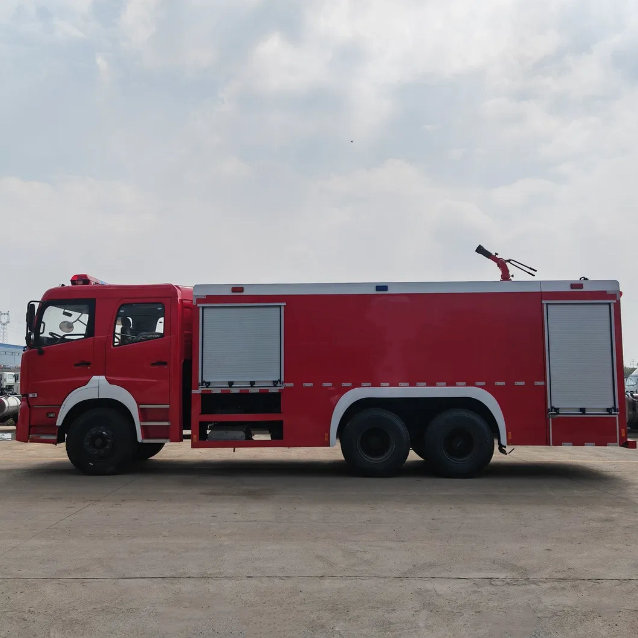 10 Wheelers 19000 Liters Pumper Fire Fighting Truck (6)