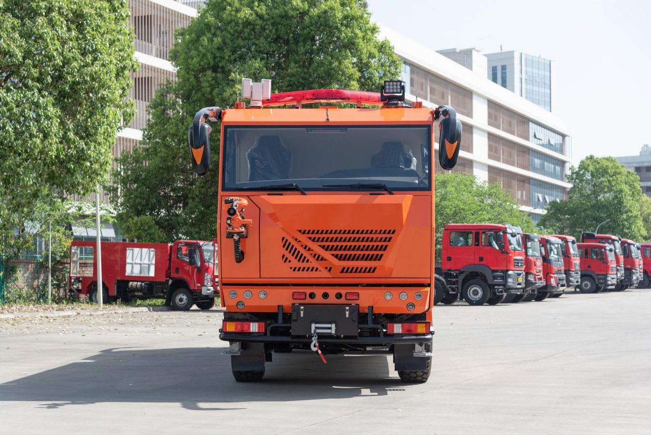4000 Liters 4WD Bi-Directional Fire Truck (3)
