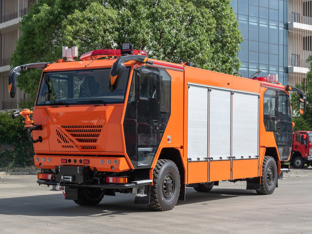 4000 Liters 4WD Bi-Directional Fire Truck