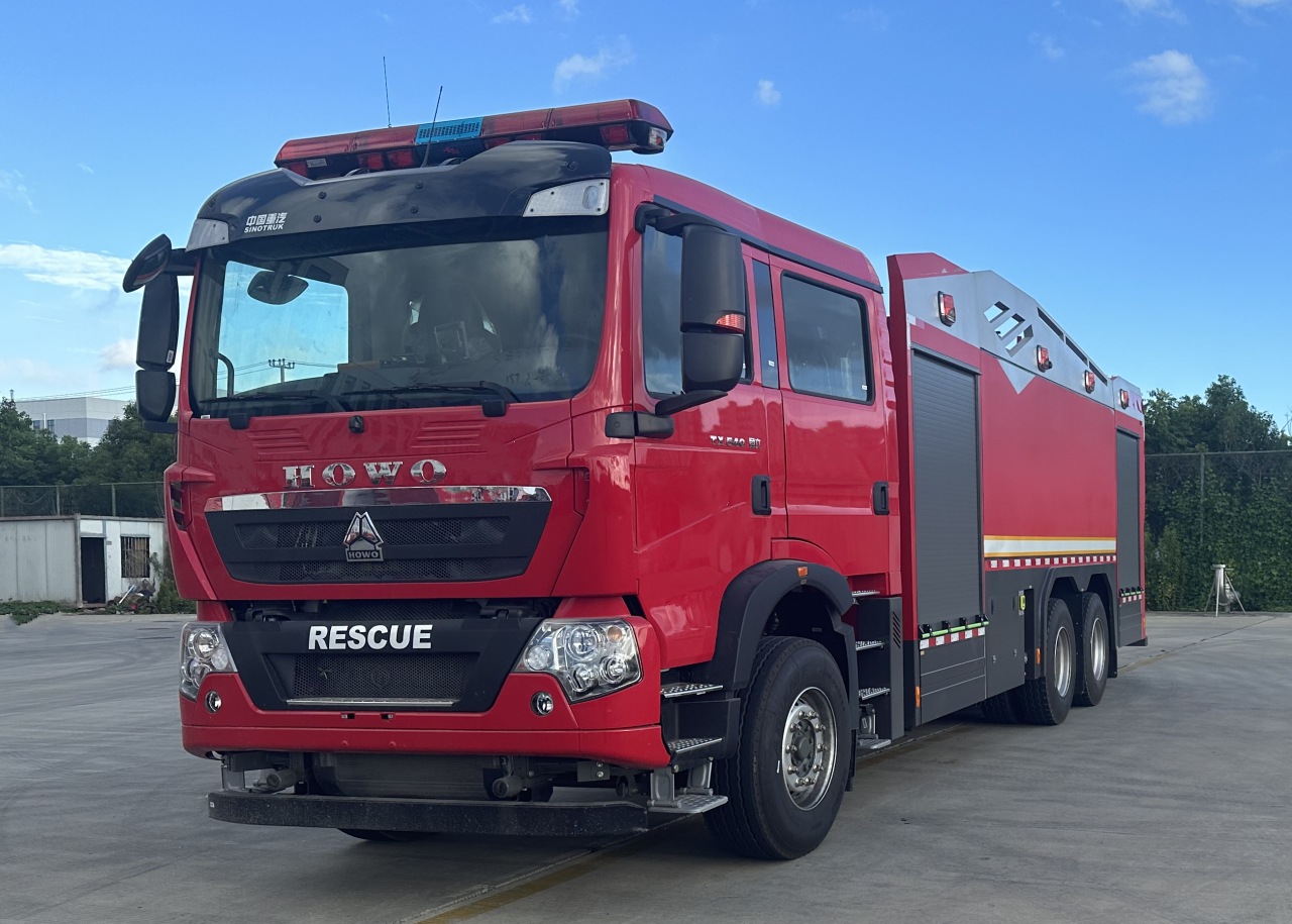 HOWO 15000L Water Foam Fire Truck