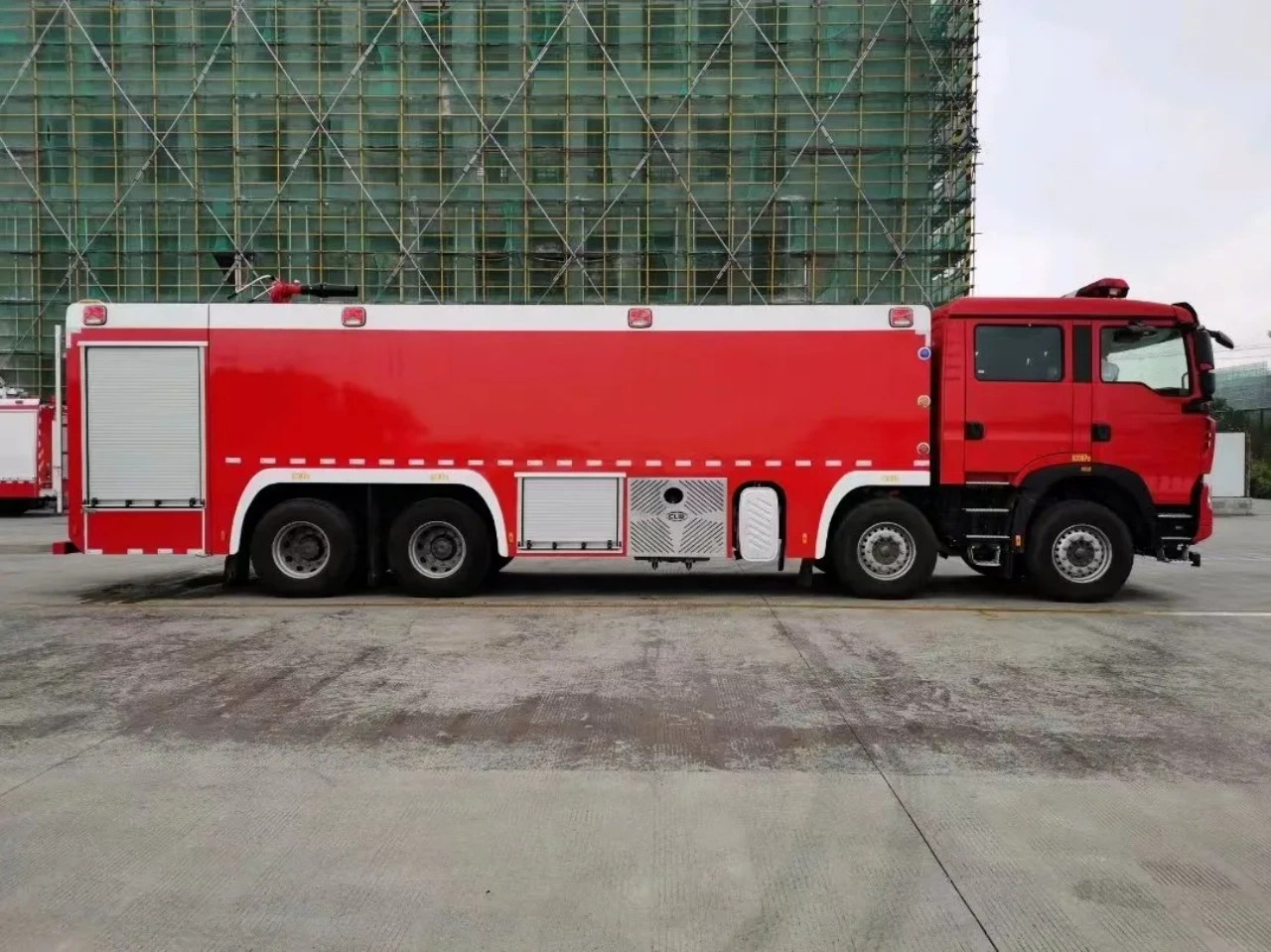 HOWO 25 CBM Pumper Fire Fighting Truck (5)