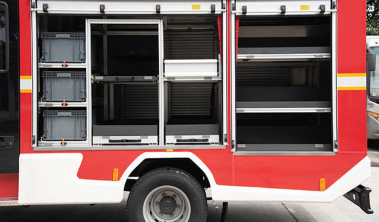 IVECO 3000 Liters Small Water Fire Truck (4)