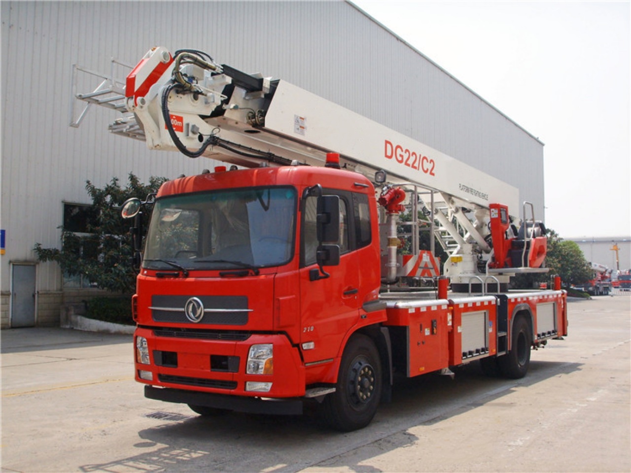 22M Aerial Ladder Fire Engine