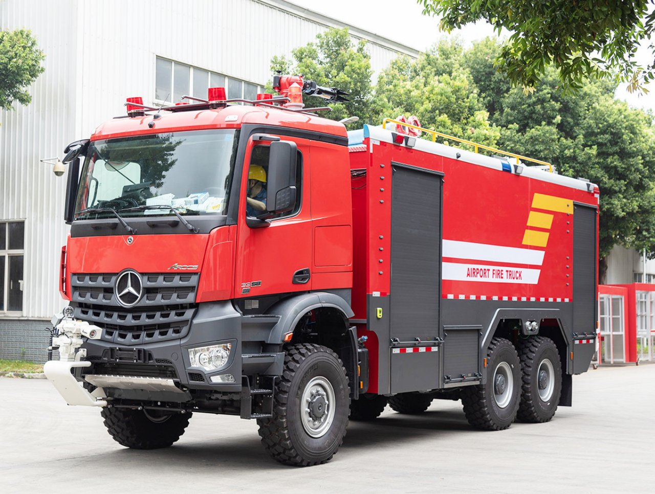 Benz 6x6 ARFF Fire Engine