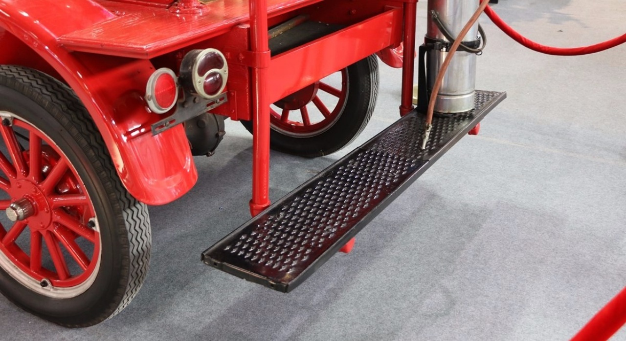 Century-Old Fire Truck A 1926 Ford Model T Fire Engine (17)