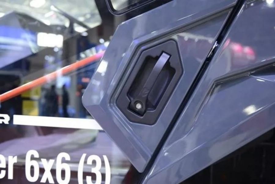 Get up Close with the Rosenbauer Panther Airport Fire Truck (9)