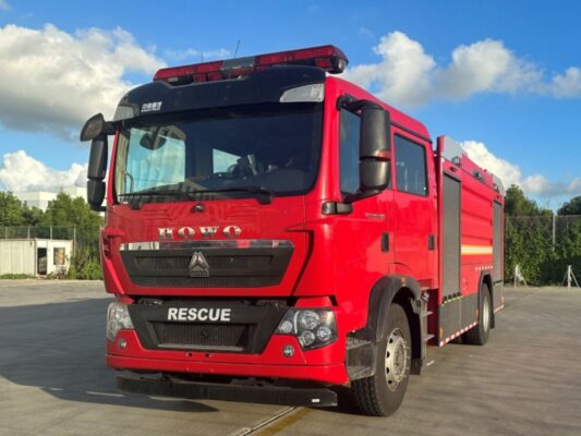HOWO 10000 Liters Water Foam Fire Engine