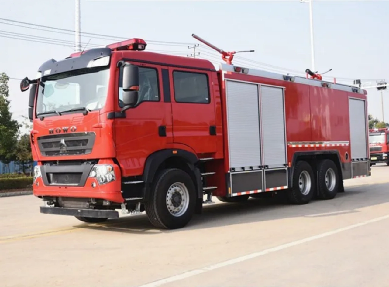 HOWO 10CBM Pumper Fire Engine
