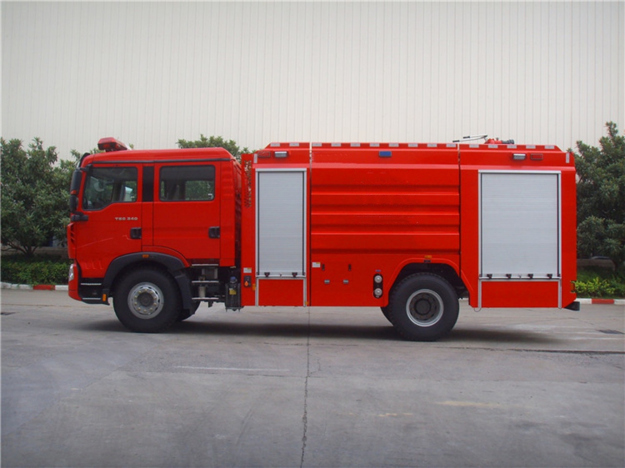 HOWO 8Ton Water Tank Fire Truck (5)