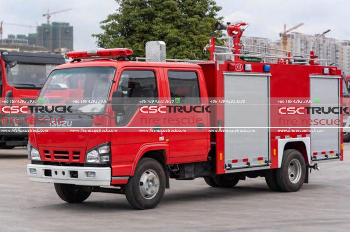 ISUZU 2000 Liters Small Fire Engine