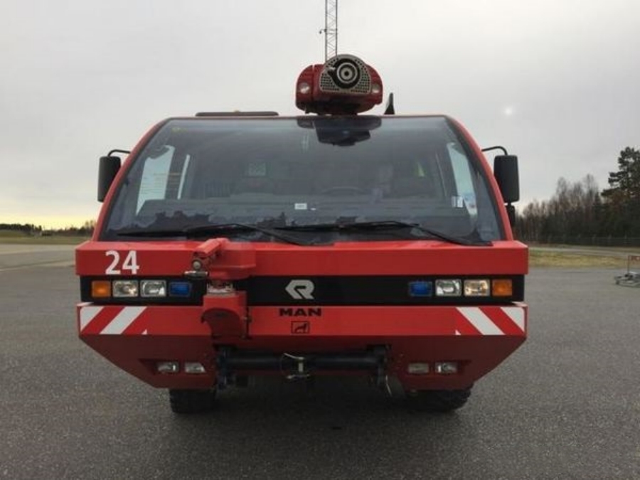Introduction about the First-generation Panther Airport Fire Truck in the 1990s (3)