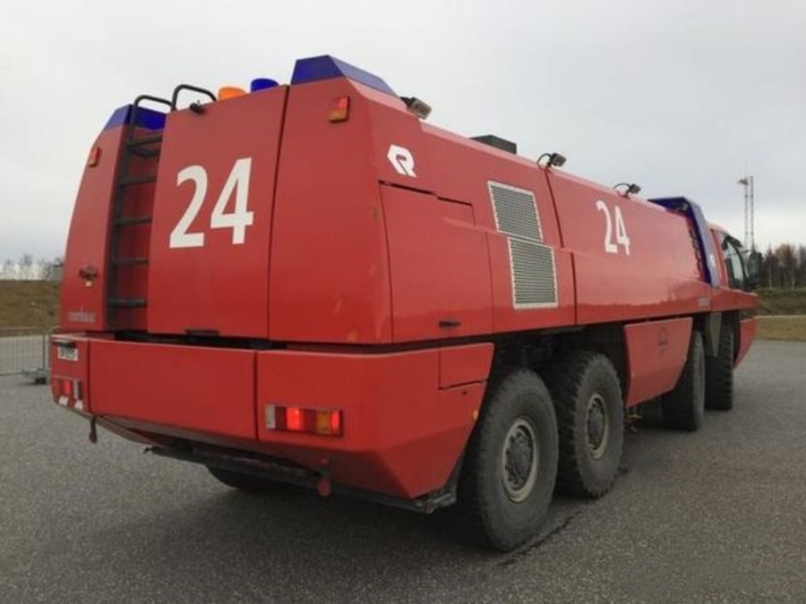 Introduction about the First-generation Panther Airport Fire Truck in the 1990s (5)