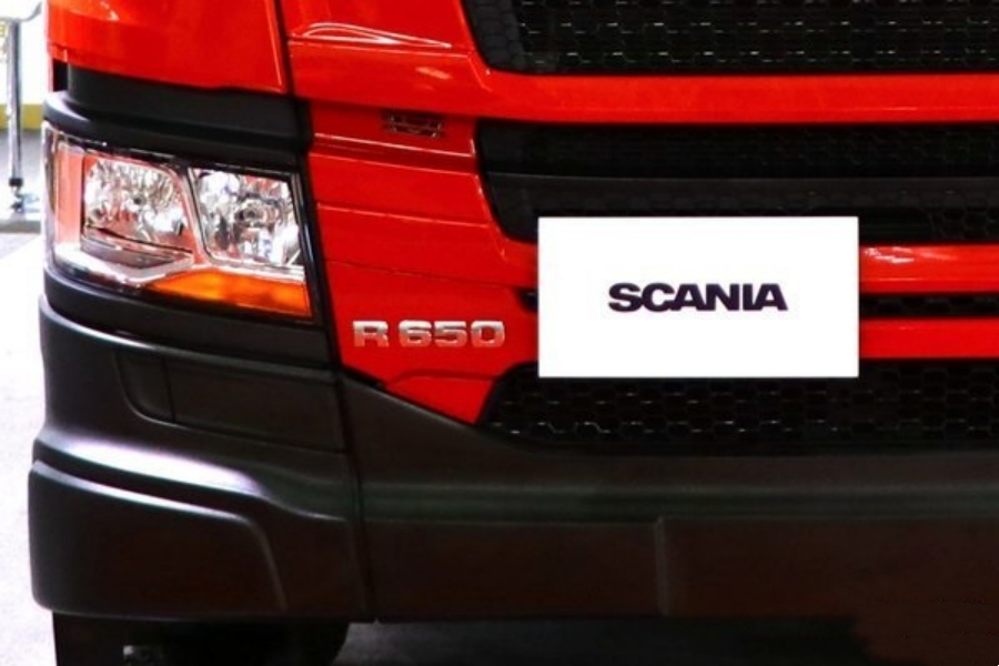 Powerful Performance! Scania R650 V8 Fire Truck Overview
