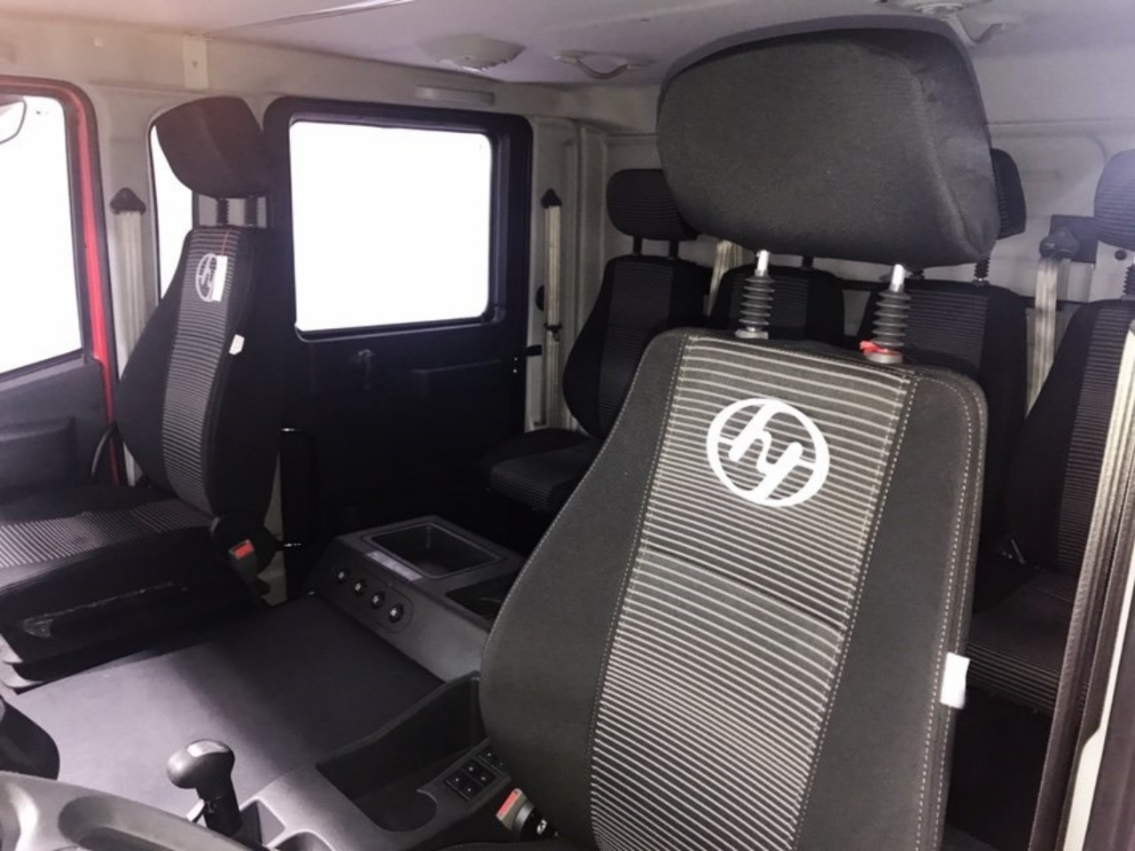 SAIC Iveco Hongyan Double-Cab Four-Door Multipurpose Fire Truck — A Powerful Choice! (4)