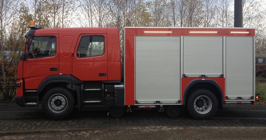 Seats 8 Crew Members In-Depth Overview of the Volvo FMX Fire Truck (3)