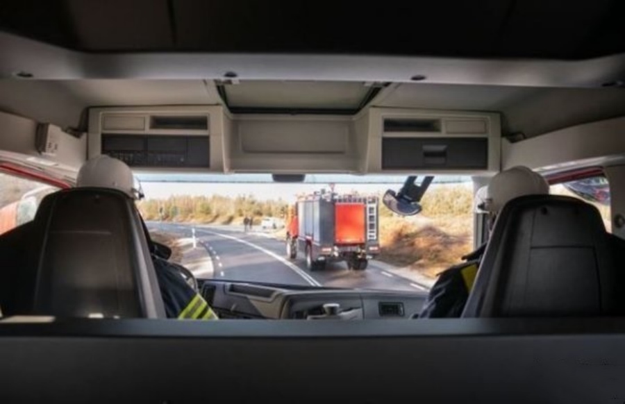 Seats 8 Crew Members In-Depth Overview of the Volvo FMX Fire Truck (9)