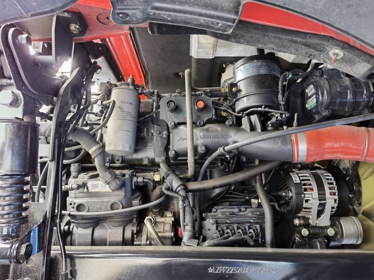 4x4 360HP SAIC Hongyan GENHOO H6 Fire Truck — Modern and Advanced! (10)