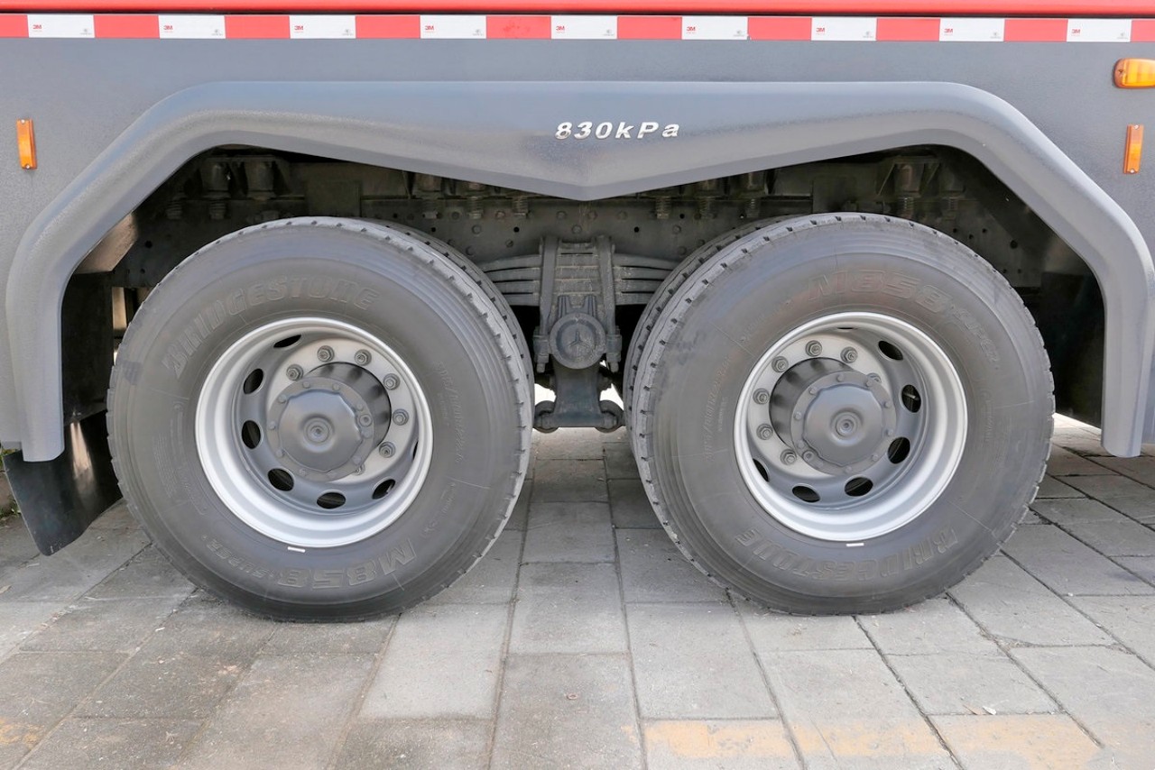 600HP V8 Engine Mercedes-Benz Actros Fire Truck — Safeguarding Every Mission! (7)