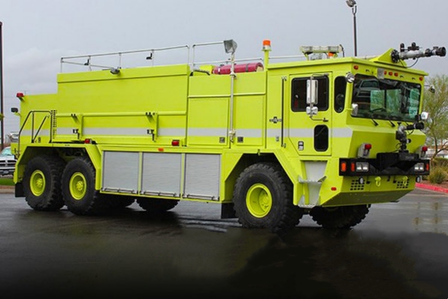 6x6 Oshkosh T3000 Detroit 540 Horsepower 13000 Liter Airport Fire Truck, a Powerhouse Selection!