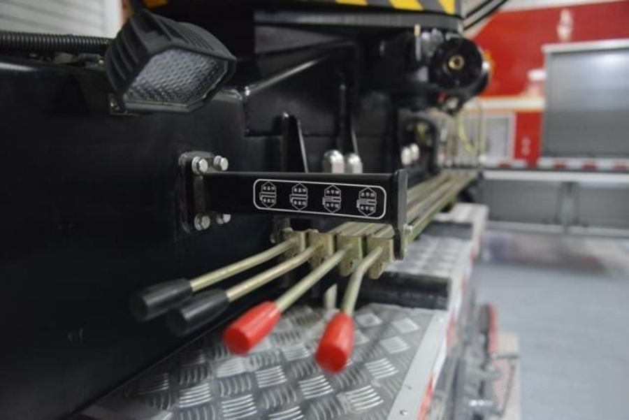 Mercedes-Benz Arocs 6×4 Pumper Fire truck, Long-distance Supply! (13)