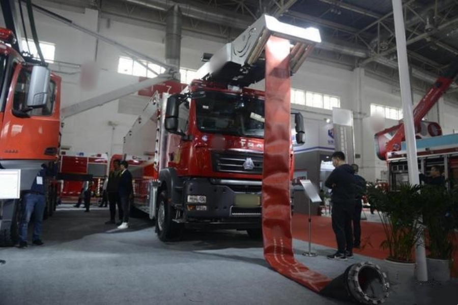 Mercedes-Benz Arocs 6×4 Pumper Fire truck, Long-distance Supply! (18)
