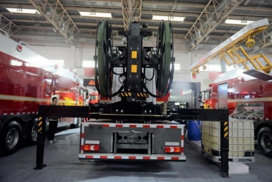 Mercedes-Benz Arocs 6×4 Pumper Fire truck, Long-distance Supply! (8)