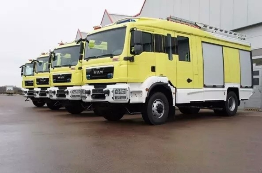 PRIMUS Combination Fire Rescue Truck – Military-grade Quality! (10)