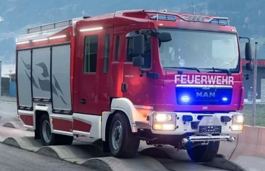 PRIMUS Combination Fire Rescue Truck – Military-grade Quality! (2)