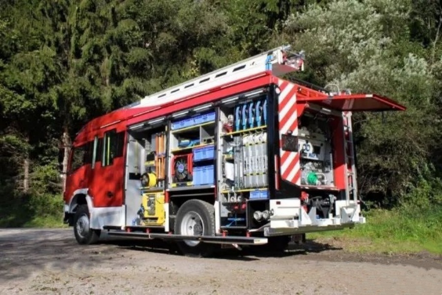 PRIMUS Combination Fire Rescue Truck – Military-grade Quality! (7)