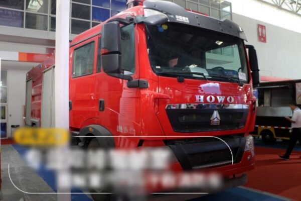 Professional Double-row Cab, HOWO T5G 4x2 Dry Powder Fire Truck