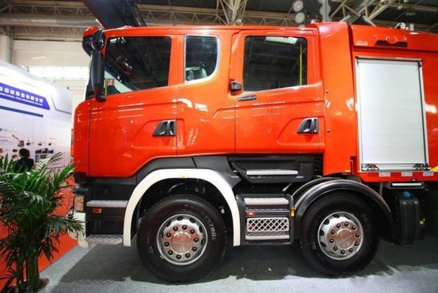Scania R620 8x4 18000 Liter Water Foam Fire Truck, V8 Flagship! (4)