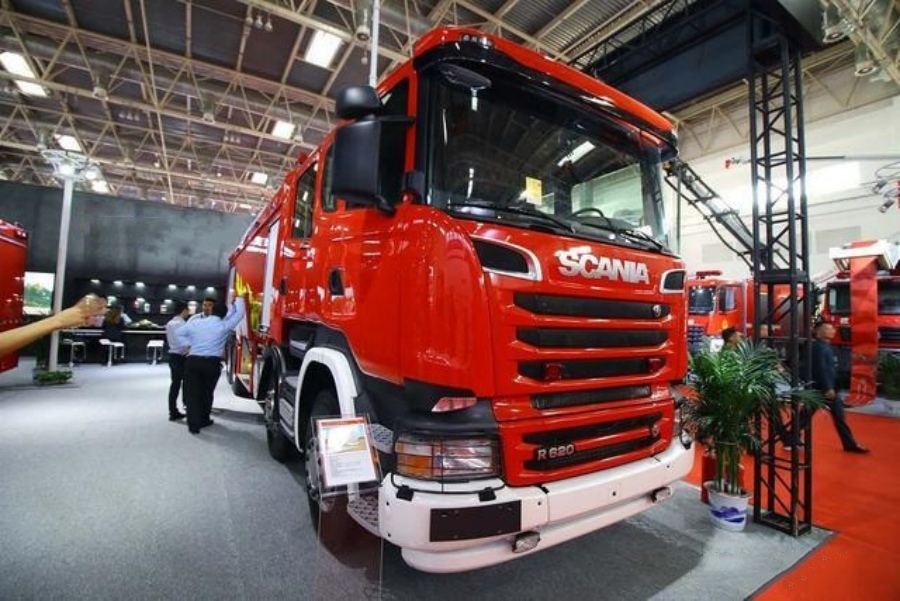 Scania R620 8x4 18000 Liter Water Foam Fire Truck, V8 Flagship!