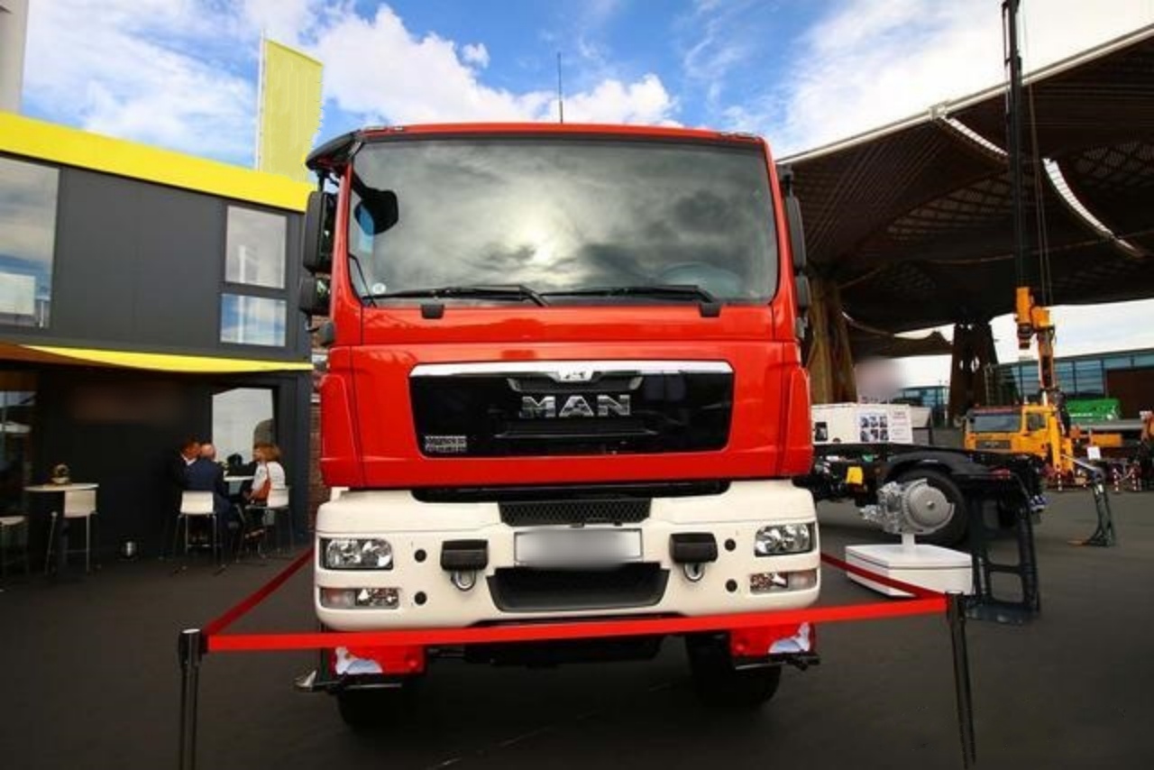 The Core of the MAN TGM Dual-cab Fire Truck — Chassis Disassembly! (3)