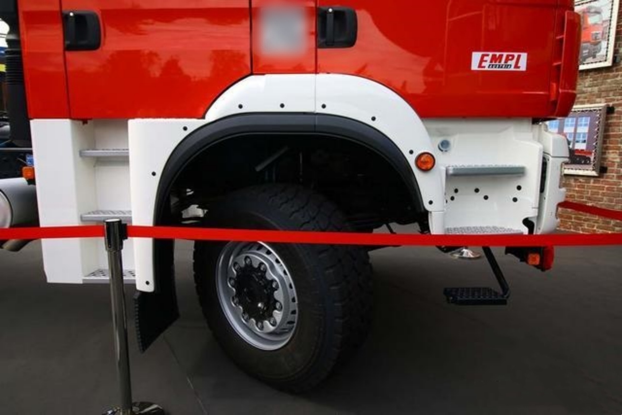 The Core of the MAN TGM Dual-cab Fire Truck — Chassis Disassembly! (6)