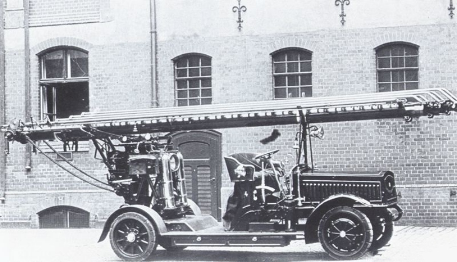 The Development History of Aerial Fire Trucks (3)