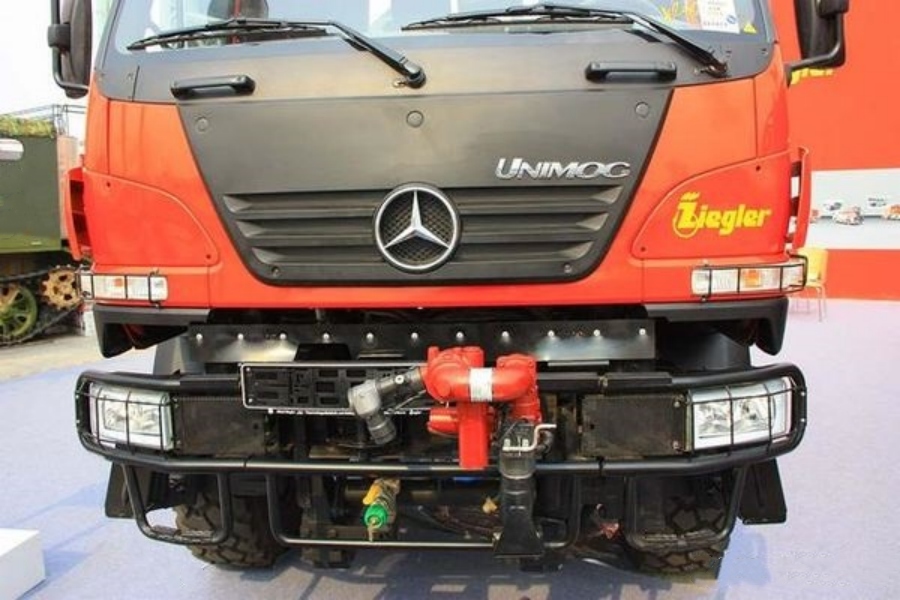 Unimog U20 Small Fire Truck — The Urban Elf! (3)