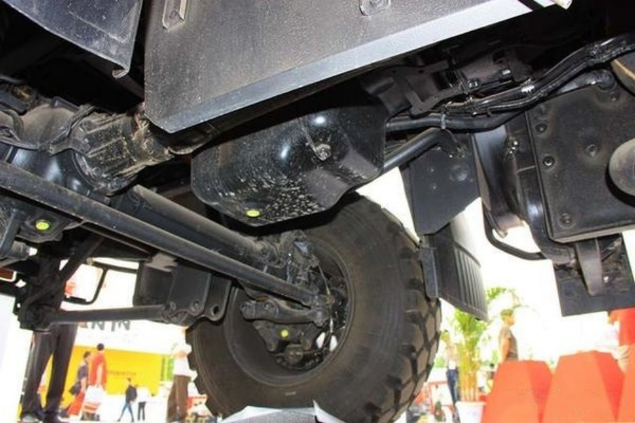 Unimog U20 Small Fire Truck — The Urban Elf! (4)