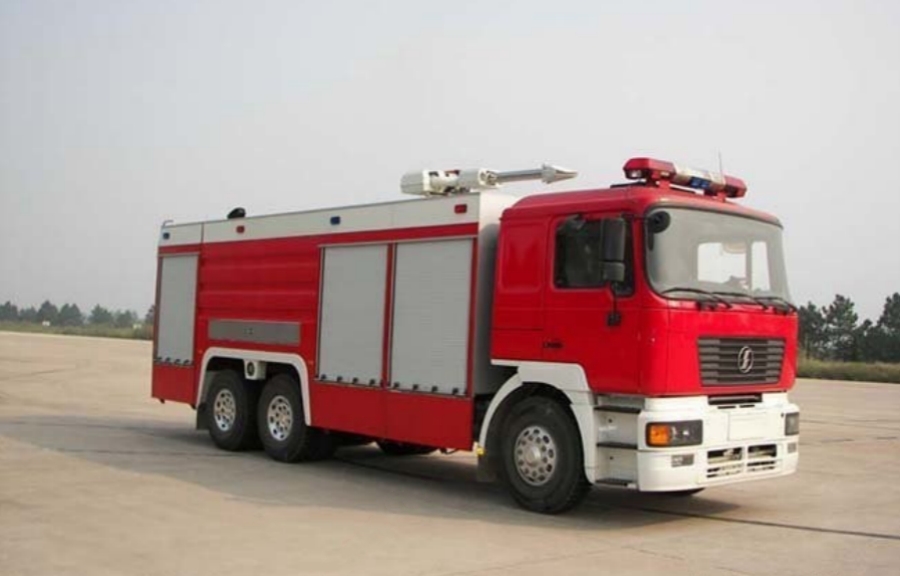 dry powder fire truck (2)