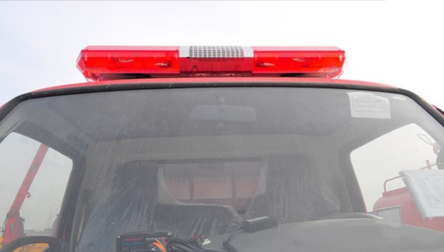 3500L Dongfeng DFAC Furuika Small Fire Truck, Refined Appearance! (4)